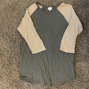 LuLaRoe randy T size Large